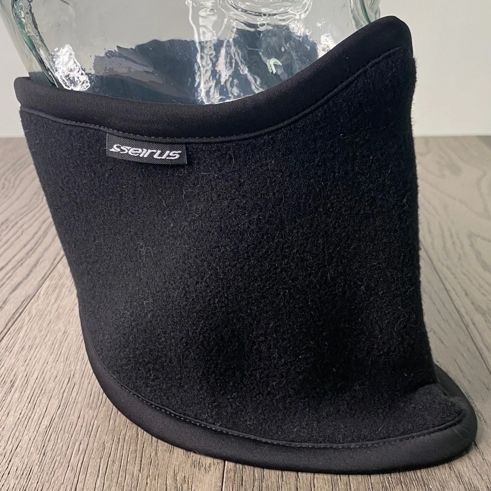Seirus Innovatio Black Neck Gaiter